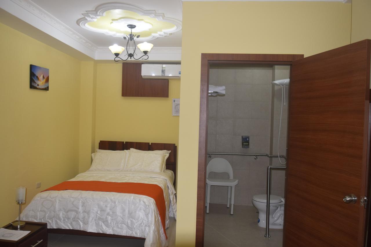 Olan'S Hotel Group Esmeraldas Exterior photo